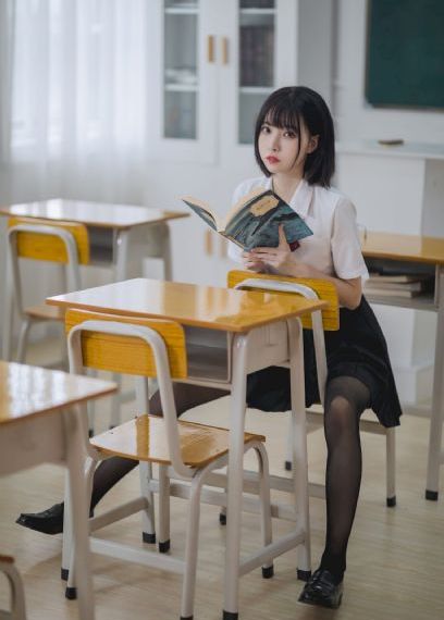 一个和四个电影_HD动漫在线观看